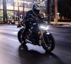 products/100/005/701/57/Salmas HJC RPHA12 VENOM 3 MARVELjpg_6.jpg