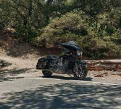 products/100/005/862/72/Indian Motorcycle Chieftain PowerPlus Dark Horse 112 Package ABS 2026_real1.jpg