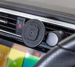 products/100/005/876/12/Automobilinis telefono laikiklis i groteles Quad Lock Vent Car Mount_1.jpg