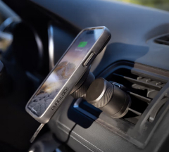 products/100/005/876/12/Automobilinis telefono laikiklis i groteles Quad Lock Vent Car Mount_4.jpg