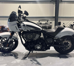 products/100/005/913/92/Naudotas Indian Motorcycle Sport Chief Ghost White Metallic ABS 2024_2.jpg