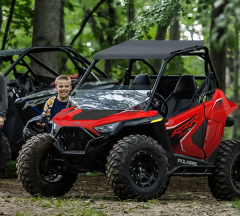 products/100/005/937/81/Vaikiskas keturratis Polaris RZR 200 2025_real.jpg