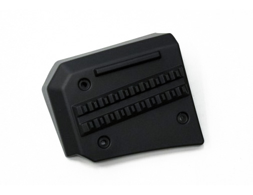 9GQL-042033 FOOTREST STEP,LH