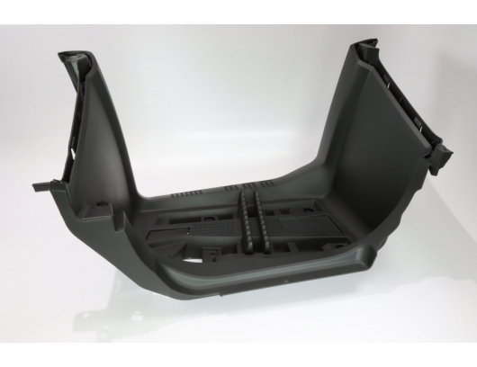 9GQ0-042032 footrest board, rh