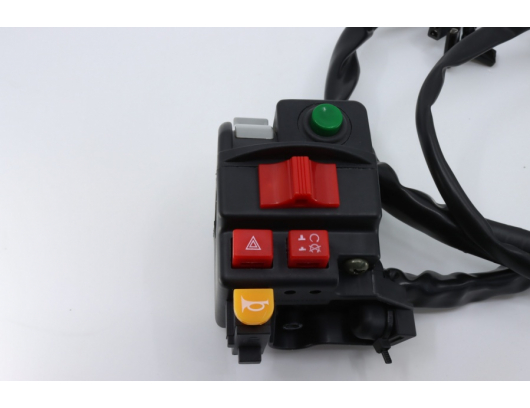 9AWA-160600 HANDLEBAR SWITCH, LH