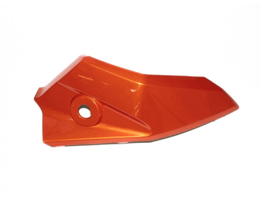 9AWV-041038-2300-0YD00 RH DECO GUARD, DASHBOARD