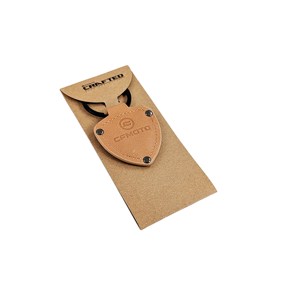 products/100/005/747/93/Odinis raktu pakabukas CFMOTO Triangular Oval Coffe Brown.jpg